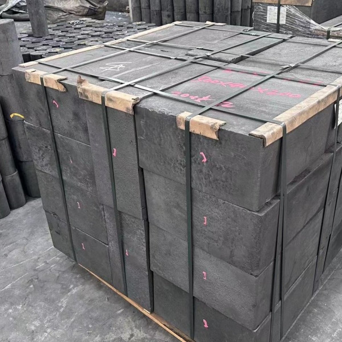 Isostatic graphite 1 Isostatic graphite rods